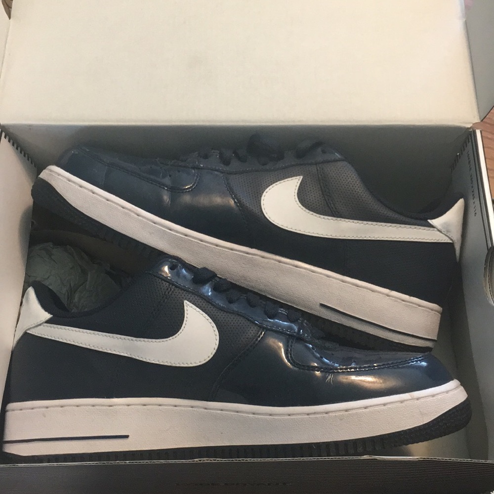 Men’s Nike Air Force One Size 10.5 Like New